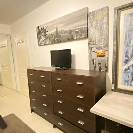 Bel Apt Avec Veranda Place General De Gaulle By Weekome * アンティーブ