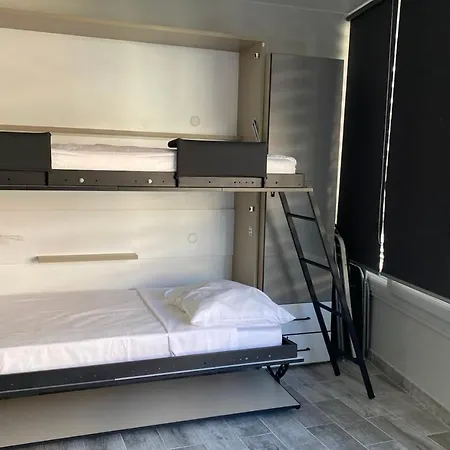 Bel Apt Avec Veranda Place General De Gaulle By Weekome アンティーブ